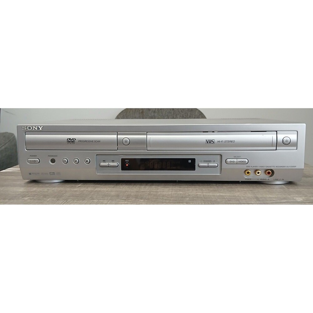 Sony VCR DVD VHS Combo Player Recorder. SLV-D300P. No Remote. Tested.
